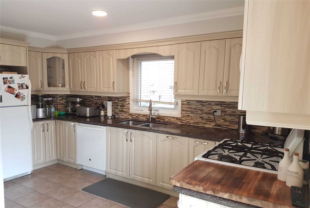 21 Guildwood Dr 21 Guildwood Dr Richmond Hill