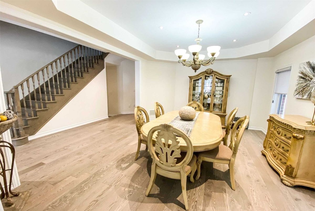 1553 Farrow Cres 1553 Farrow Cres Innisfil