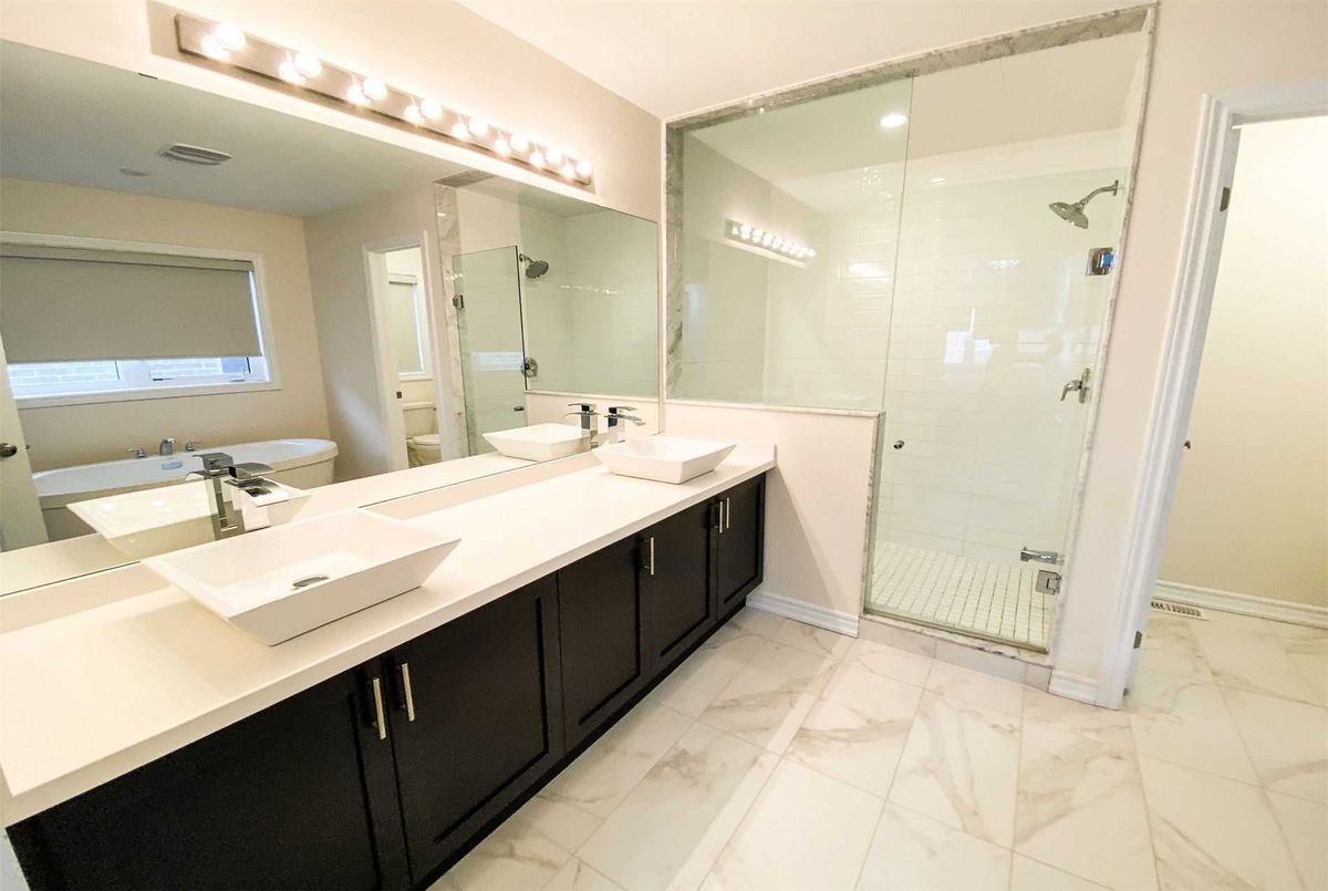 1553 Farrow Cres 1553 Farrow Cres Innisfil