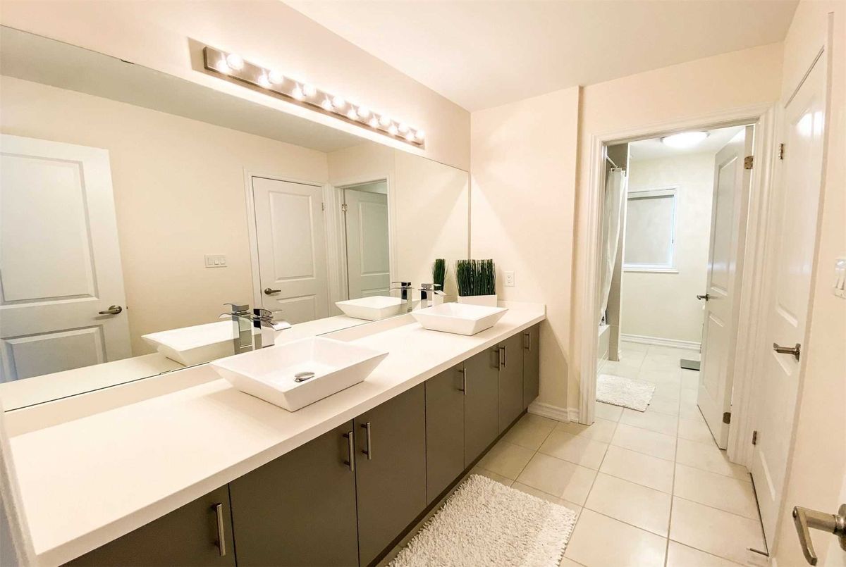 1553 Farrow Cres 1553 Farrow Cres Innisfil