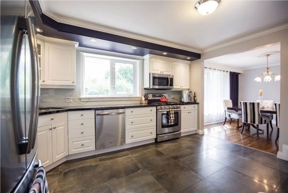 31 Longbridge Rd 31 Longbridge Rd Vaughan