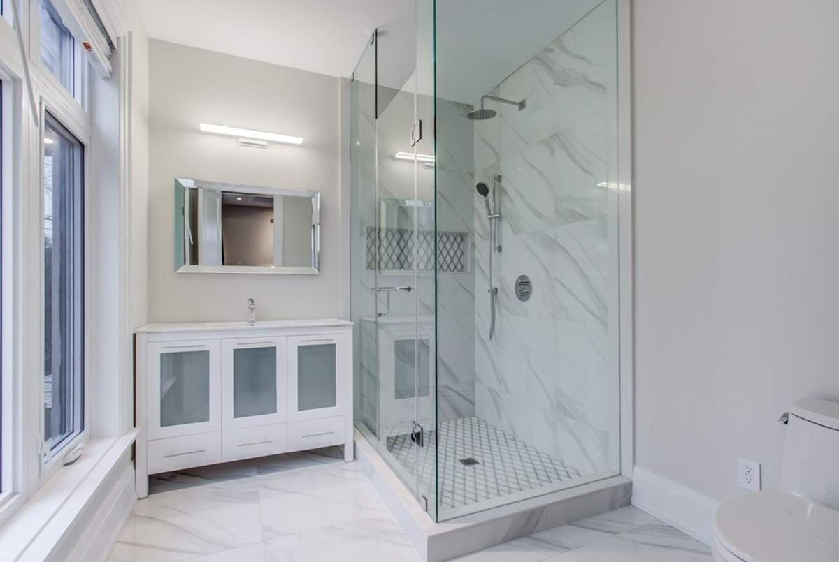 9737 Bathurst St 9737 Bathurst St Richmond Hill