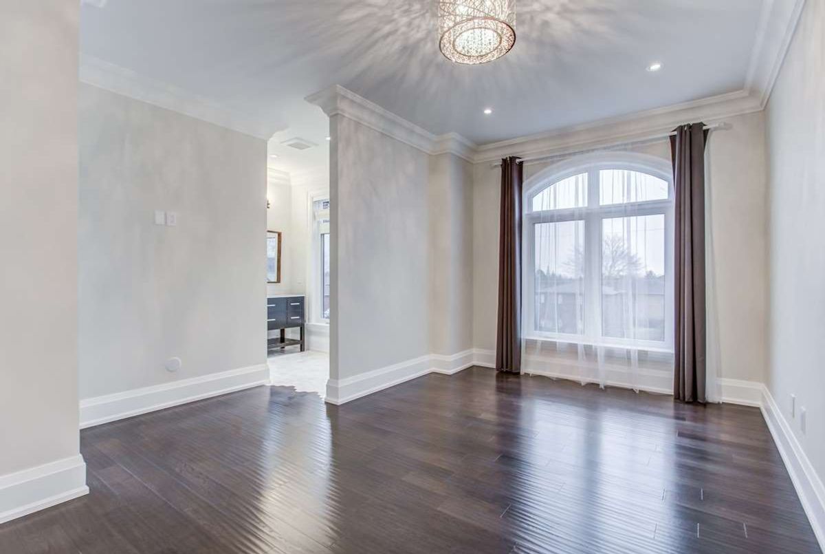 9737 Bathurst St 9737 Bathurst St Richmond Hill