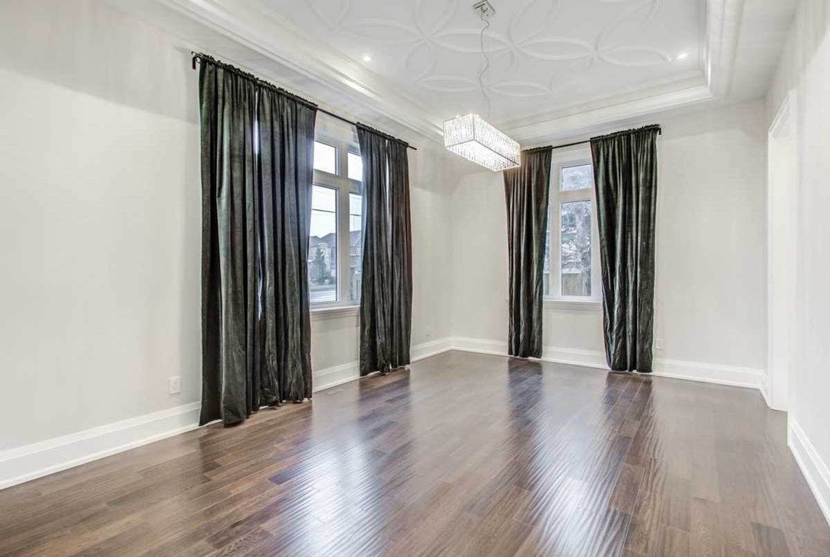 9737 Bathurst St 9737 Bathurst St Richmond Hill