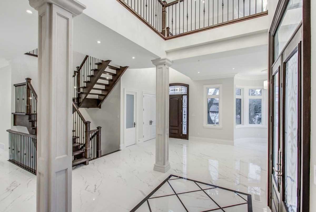 9737 Bathurst St 9737 Bathurst St Richmond Hill
