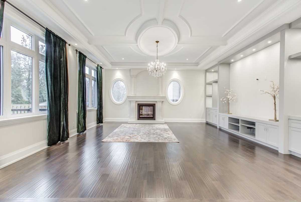 9737 Bathurst St 9737 Bathurst St Richmond Hill