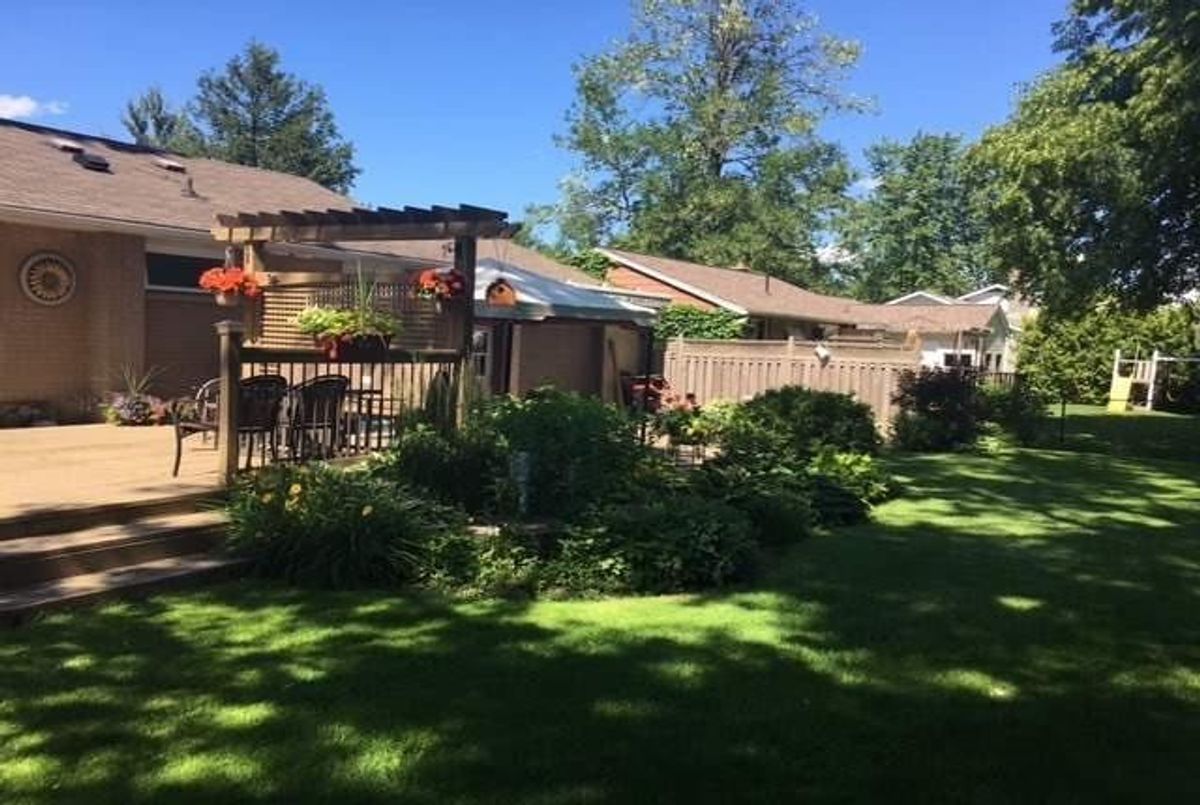 49 May Ave 49 May Ave East Gwillimbury