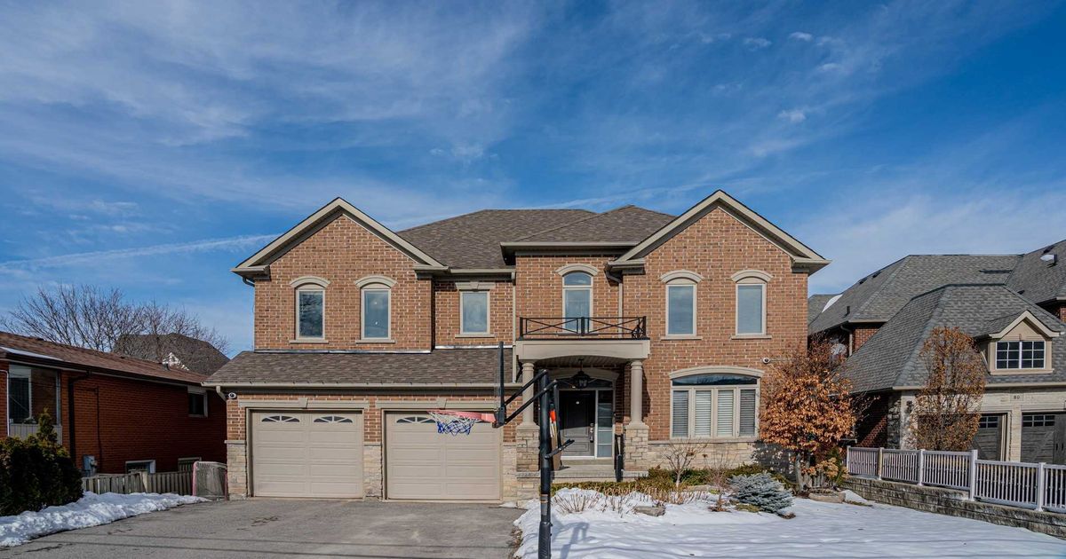 82 Bond Cres Richmond Hill