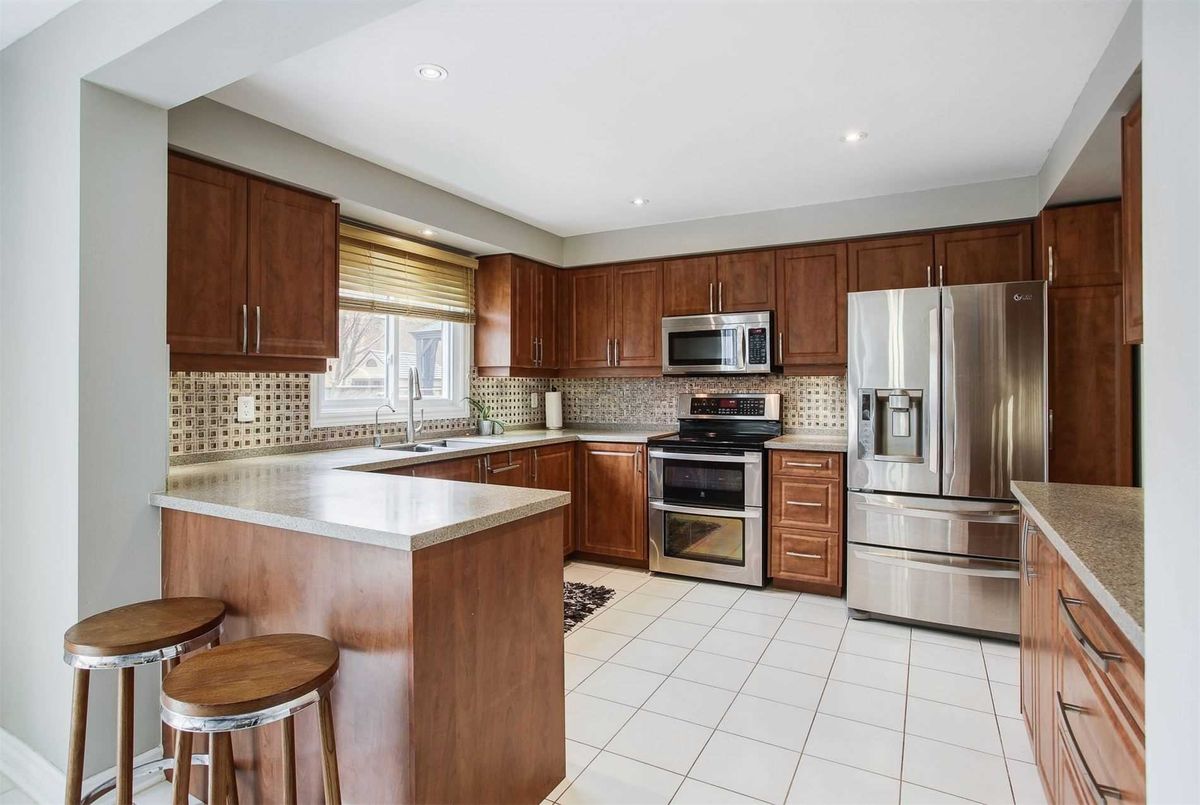 349 Savage Rd 349 Savage Rd Newmarket