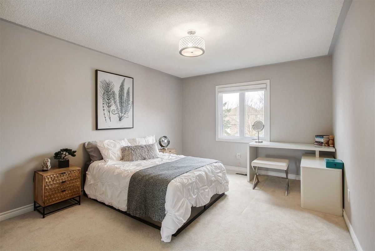349 Savage Rd 349 Savage Rd Newmarket