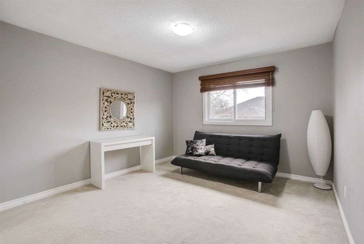 349 Savage Rd 349 Savage Rd Newmarket