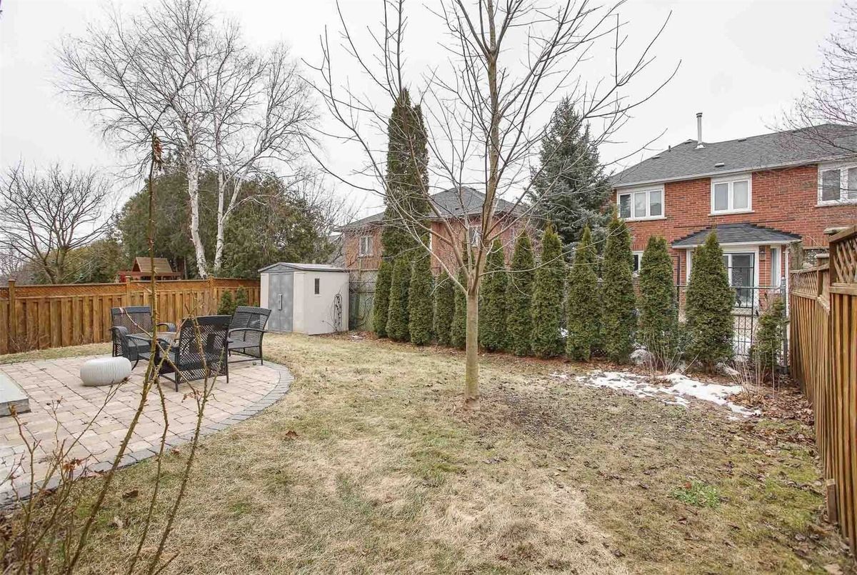 349 Savage Rd 349 Savage Rd Newmarket