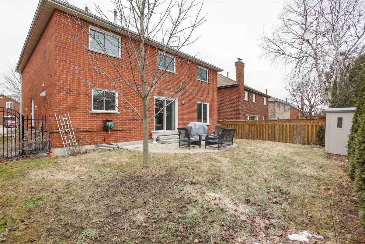349 Savage Rd 349 Savage Rd Newmarket