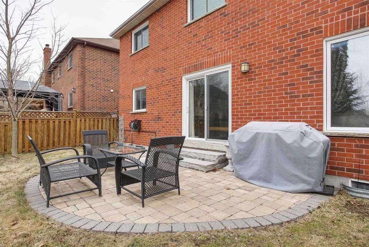 349 Savage Rd 349 Savage Rd Newmarket