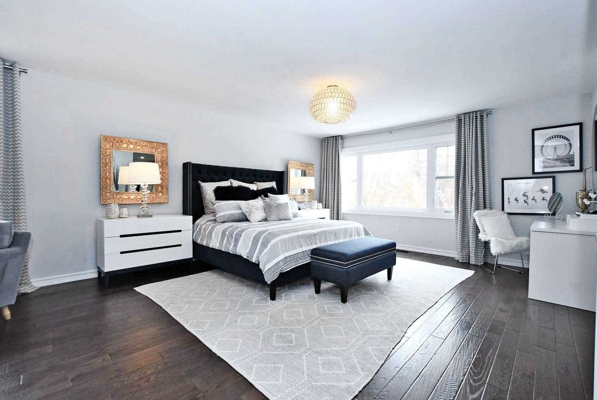 897 Lockwood Circ 897 Lockwood Circ Newmarket
