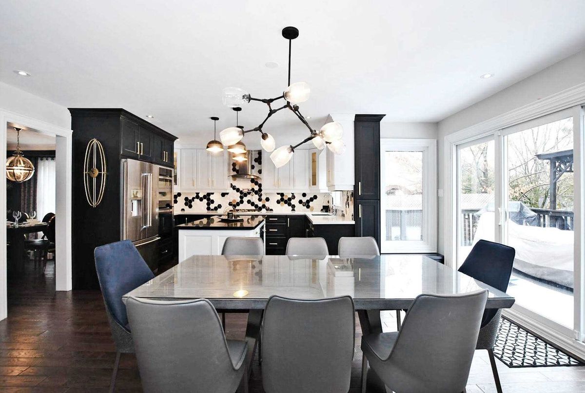 897 Lockwood Circ 897 Lockwood Circ Newmarket