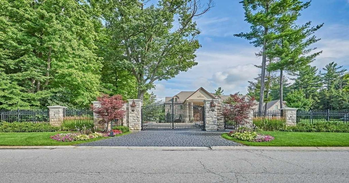 170 Mattucci Crt Vaughan