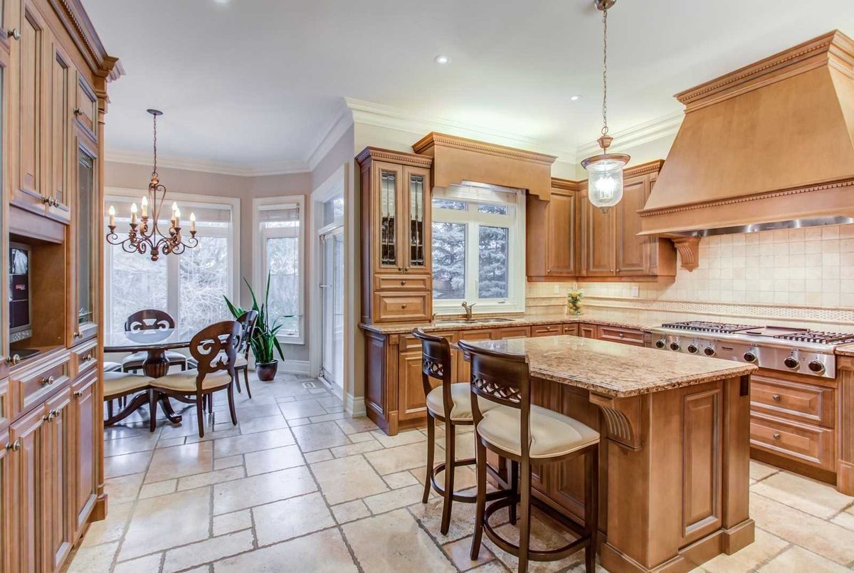 72 Pemberton Rd 72 Pemberton Rd Richmond Hill