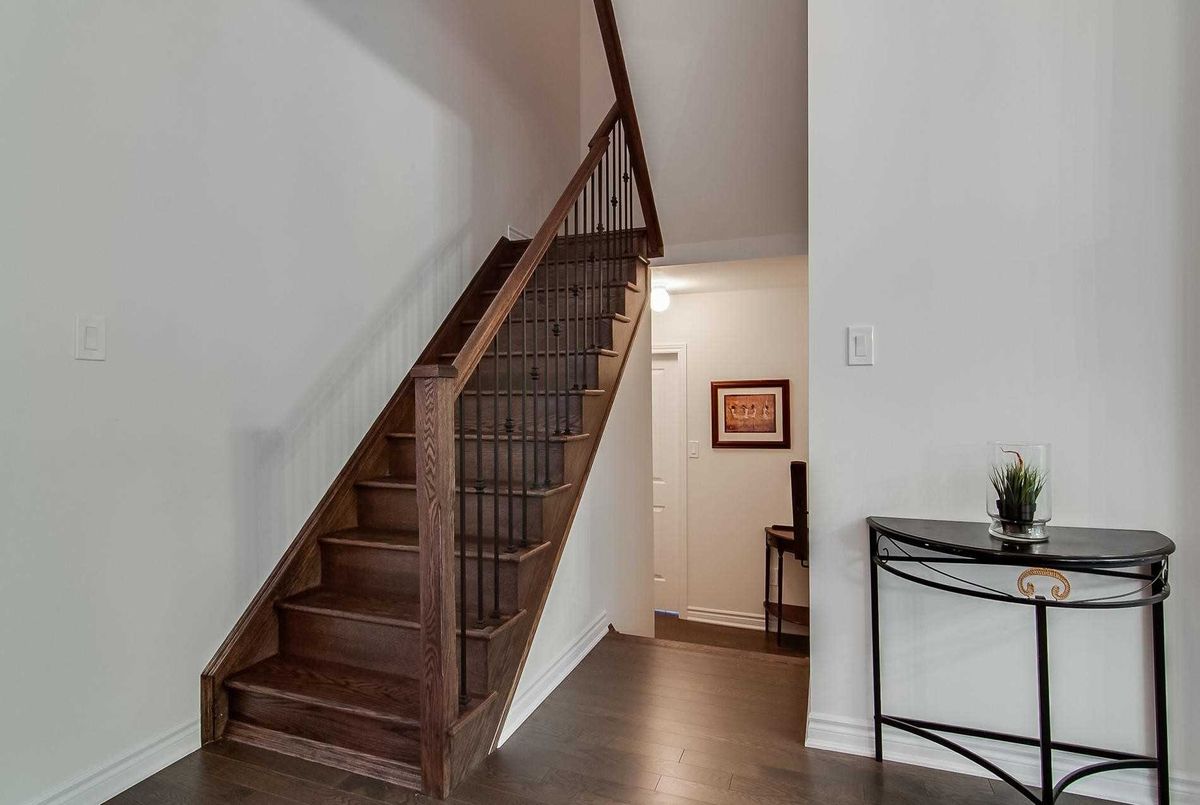1625 Emberton Way W 1625 Emberton Way W Innisfil