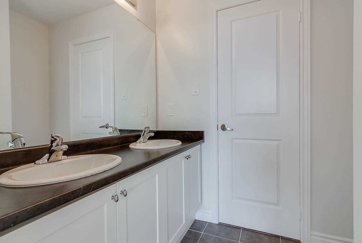 1625 Emberton Way W 1625 Emberton Way W Innisfil