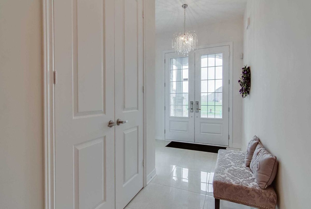 1625 Emberton Way W 1625 Emberton Way W Innisfil