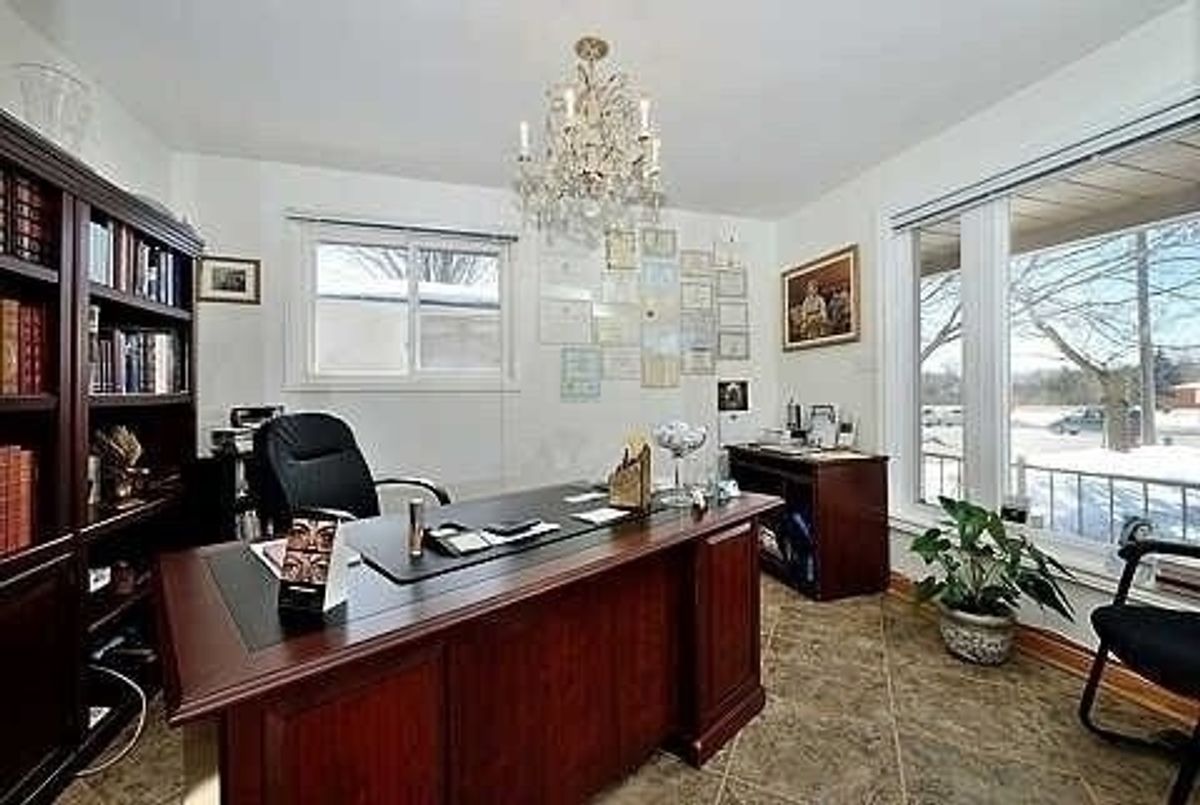 img-gallery