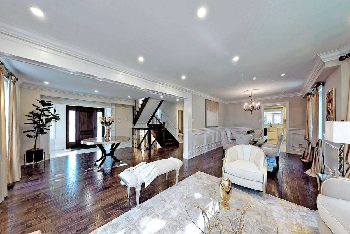 img-gallery