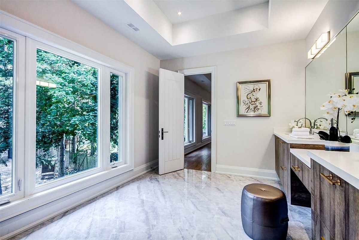 11 Dunvegan Dr N 11 Dunvegan Dr N Richmond Hill