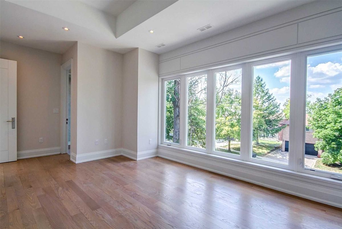 11 Dunvegan Dr N 11 Dunvegan Dr N Richmond Hill