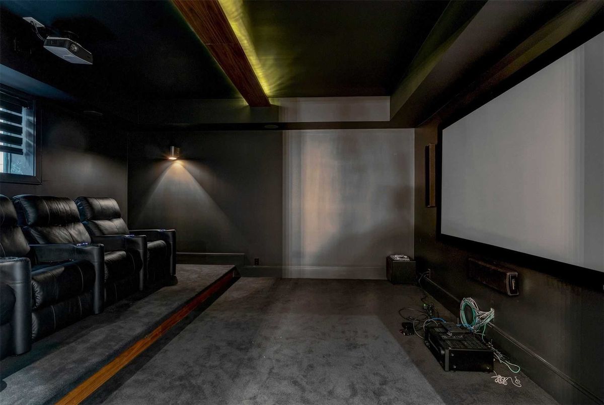 img-gallery
