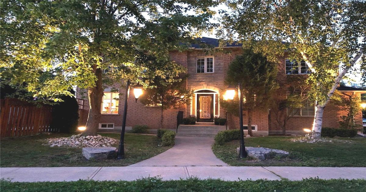 150 Ashton Dr Vaughan