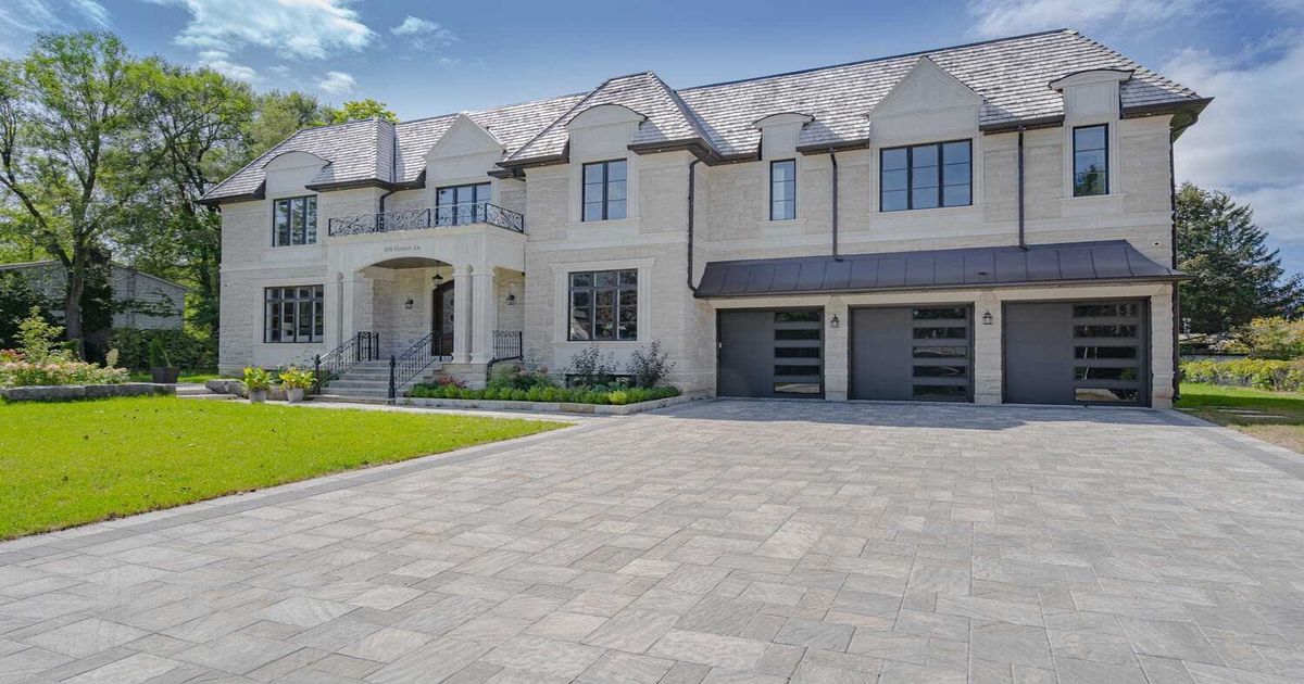 168 Banner Lane King