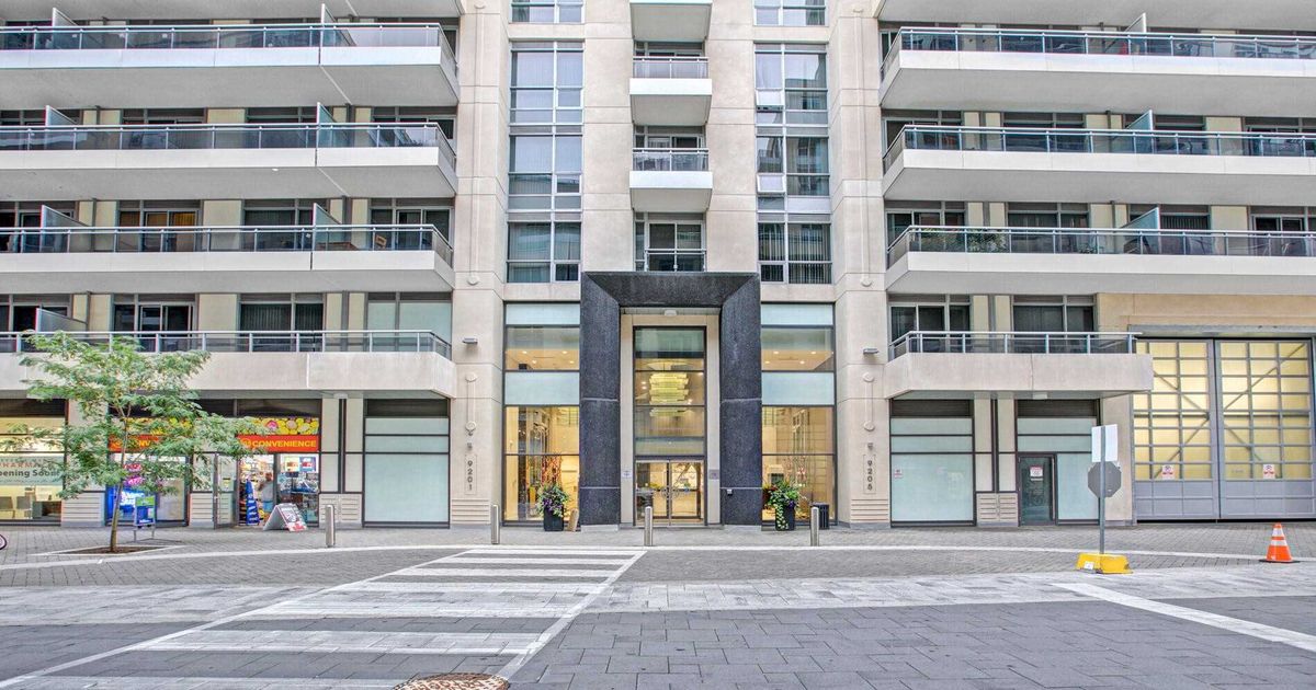 2405-9201 Yonge St Richmond Hill