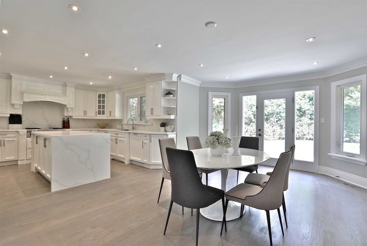 142 Old Surrey Lane 142 Old Surrey Lane Richmond Hill
