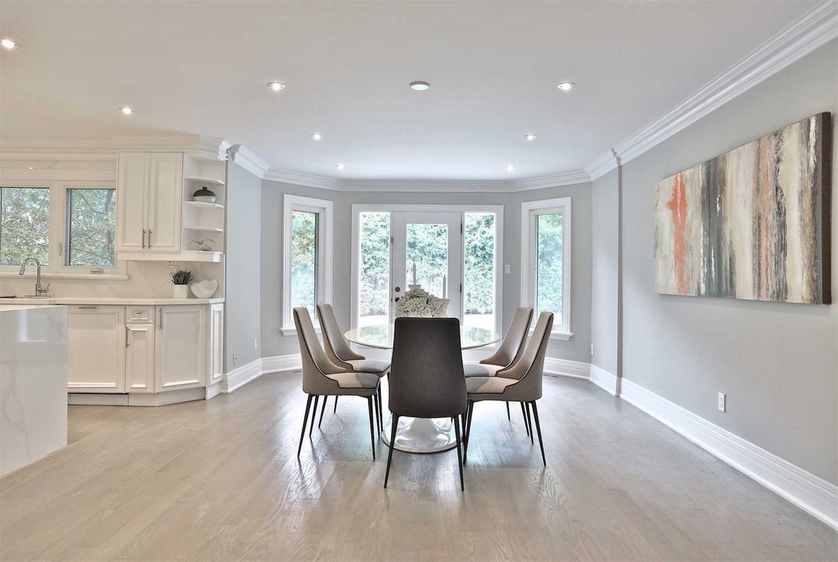 142 Old Surrey Lane 142 Old Surrey Lane Richmond Hill