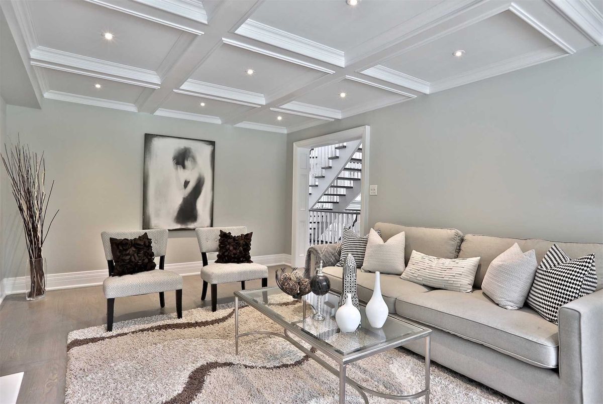 142 Old Surrey Lane 142 Old Surrey Lane Richmond Hill