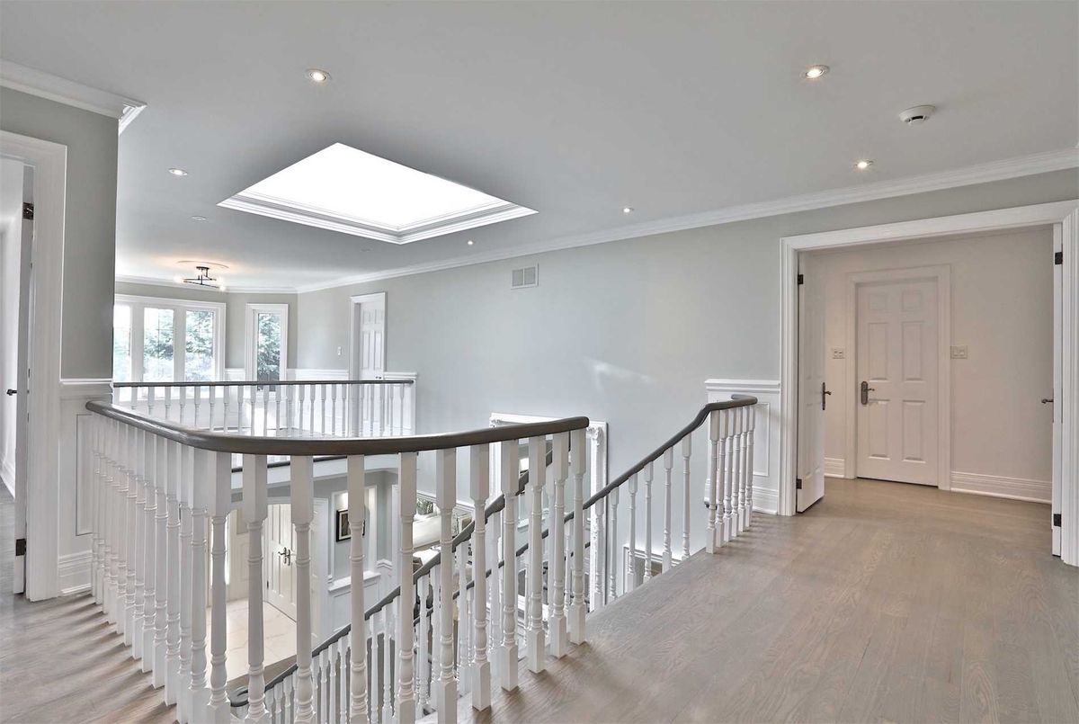 142 Old Surrey Lane 142 Old Surrey Lane Richmond Hill