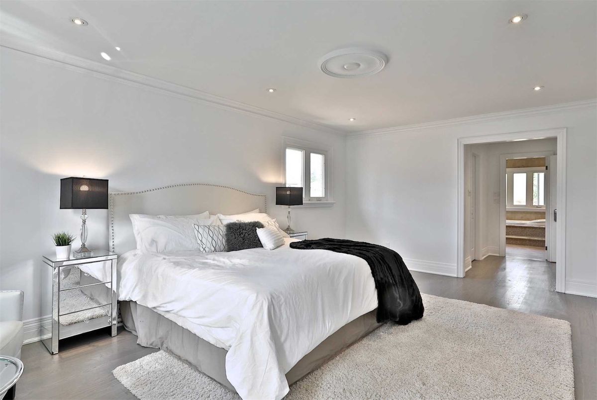 142 Old Surrey Lane 142 Old Surrey Lane Richmond Hill
