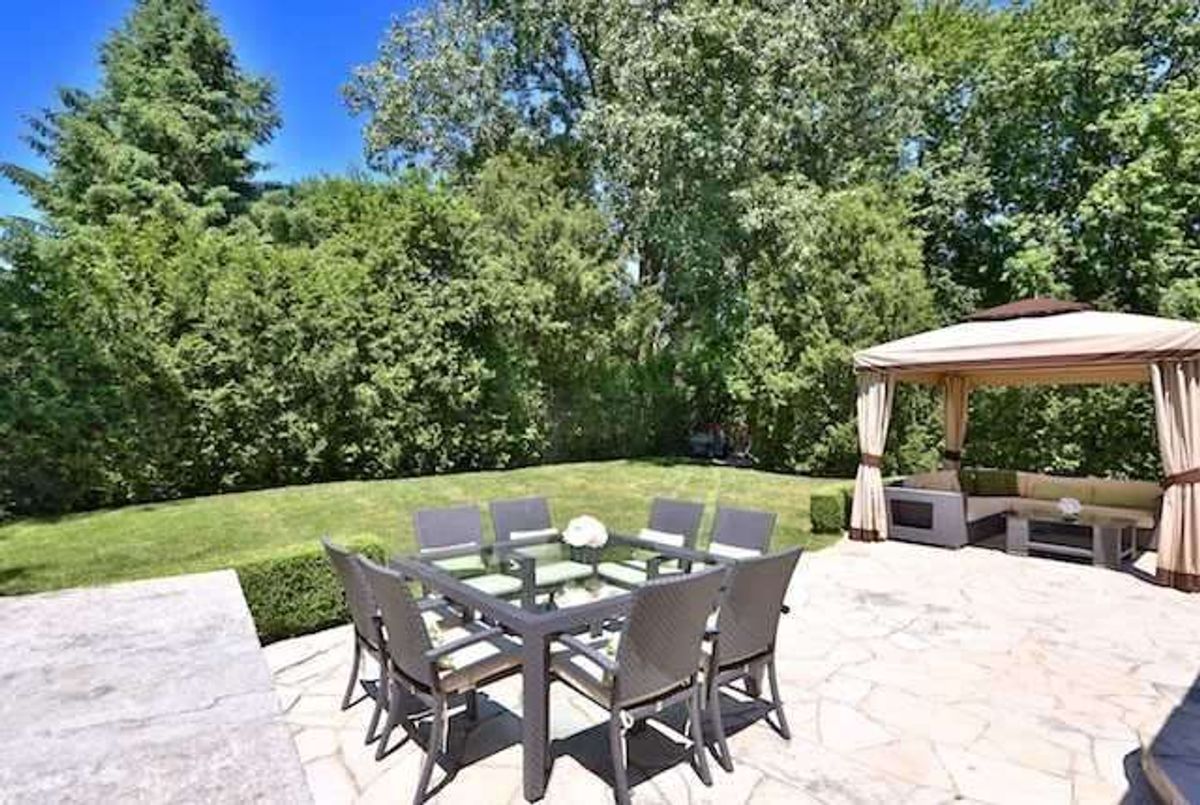 142 Old Surrey Lane 142 Old Surrey Lane Richmond Hill
