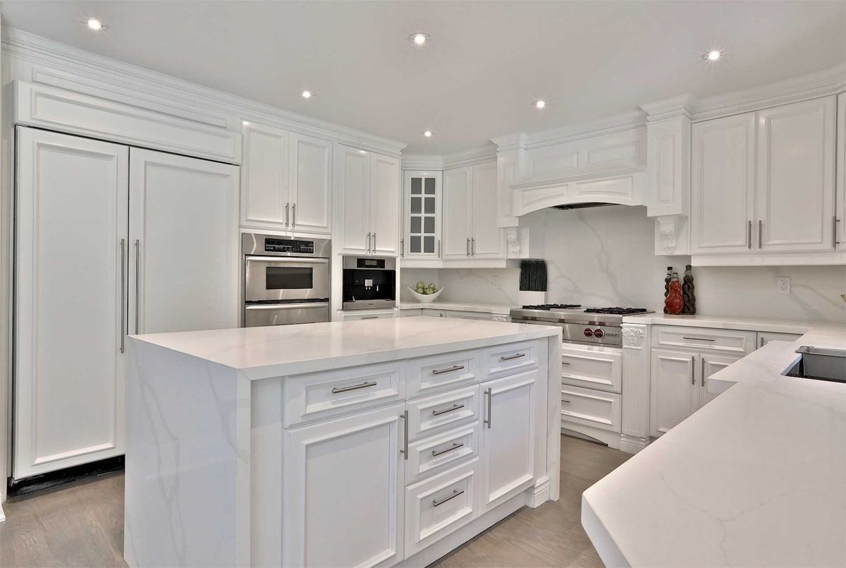 142 Old Surrey Lane 142 Old Surrey Lane Richmond Hill