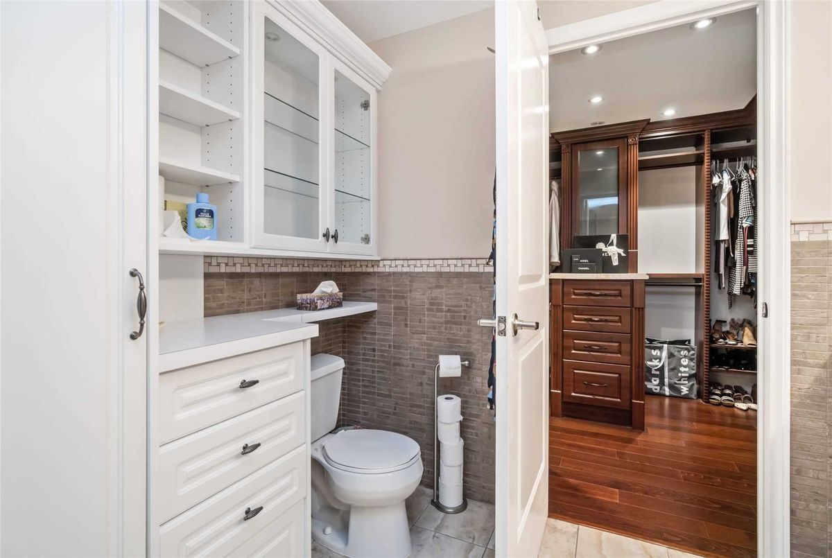 1406-9235 Jane St 1406-9235 Jane St Vaughan