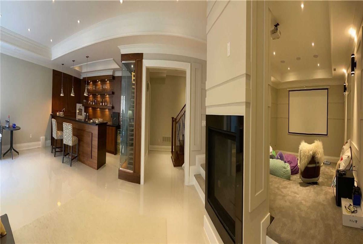 img-gallery