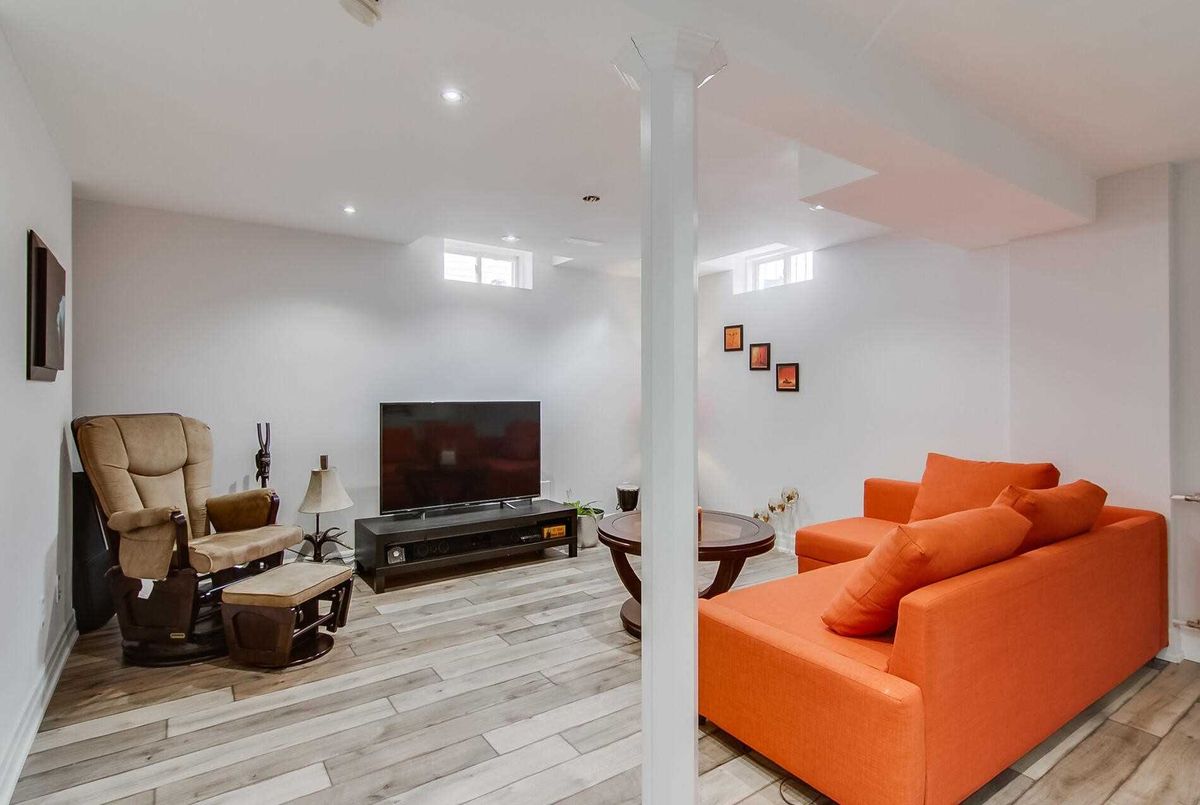 389 St Joan Of Arc Ave 389 St Joan Of Arc Ave Vaughan