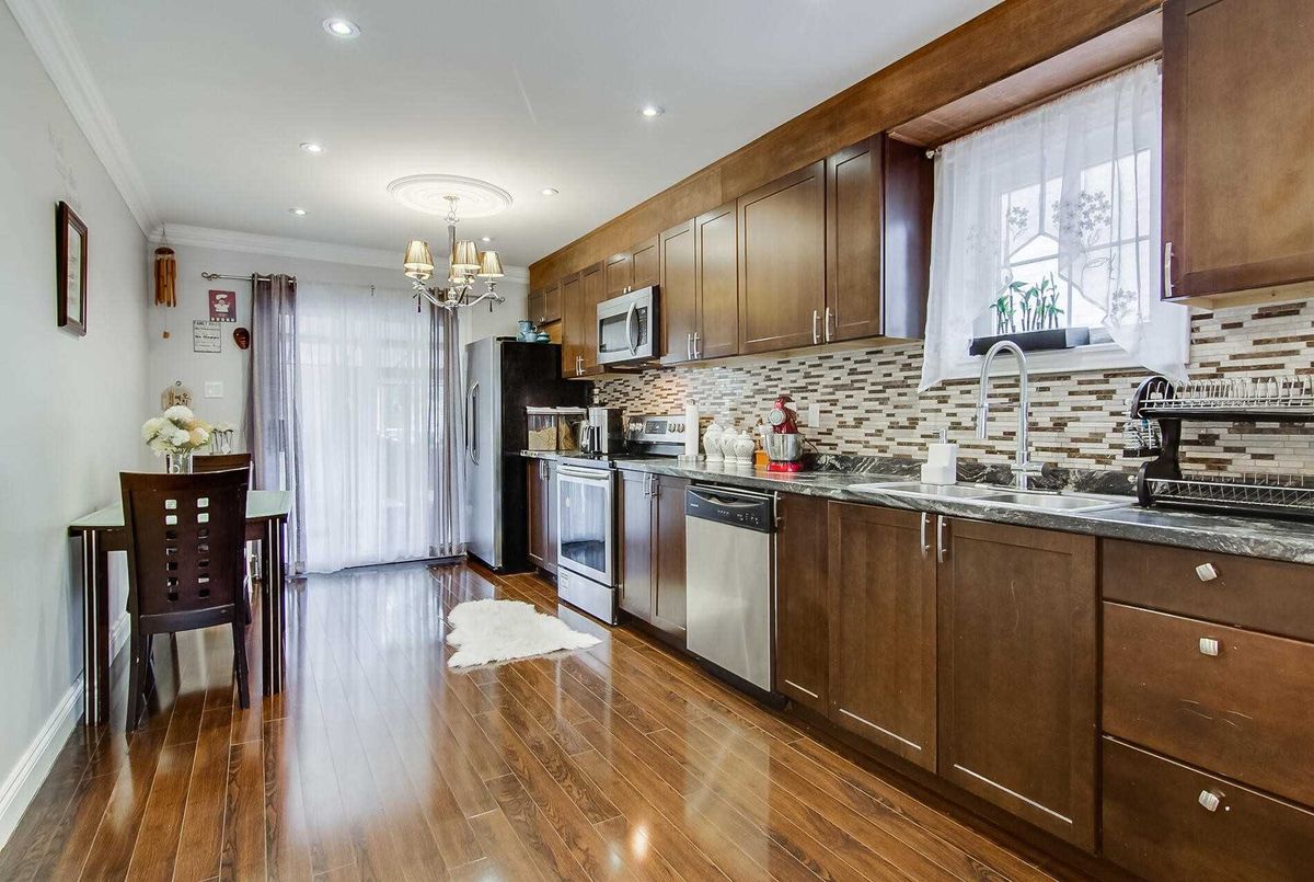 389 St Joan Of Arc Ave 389 St Joan Of Arc Ave Vaughan