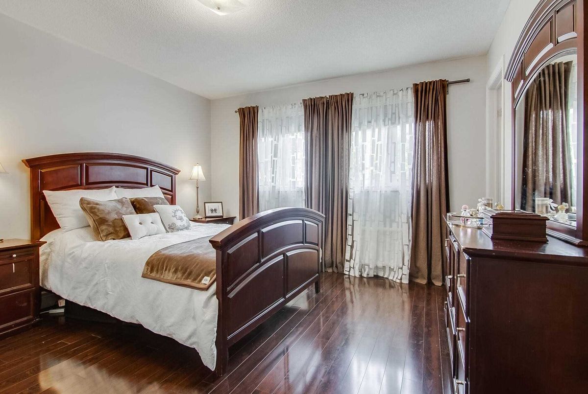 389 St Joan Of Arc Ave 389 St Joan Of Arc Ave Vaughan