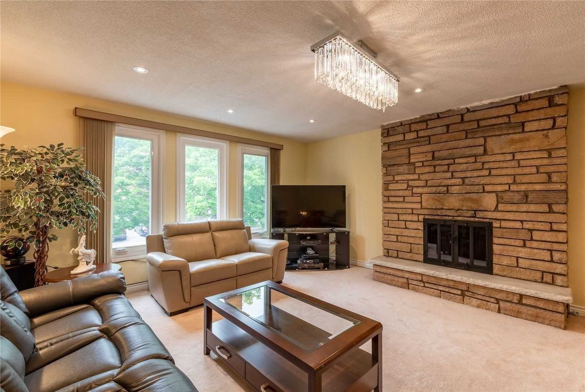 329 Atha Ave 329 Atha Ave Richmond Hill
