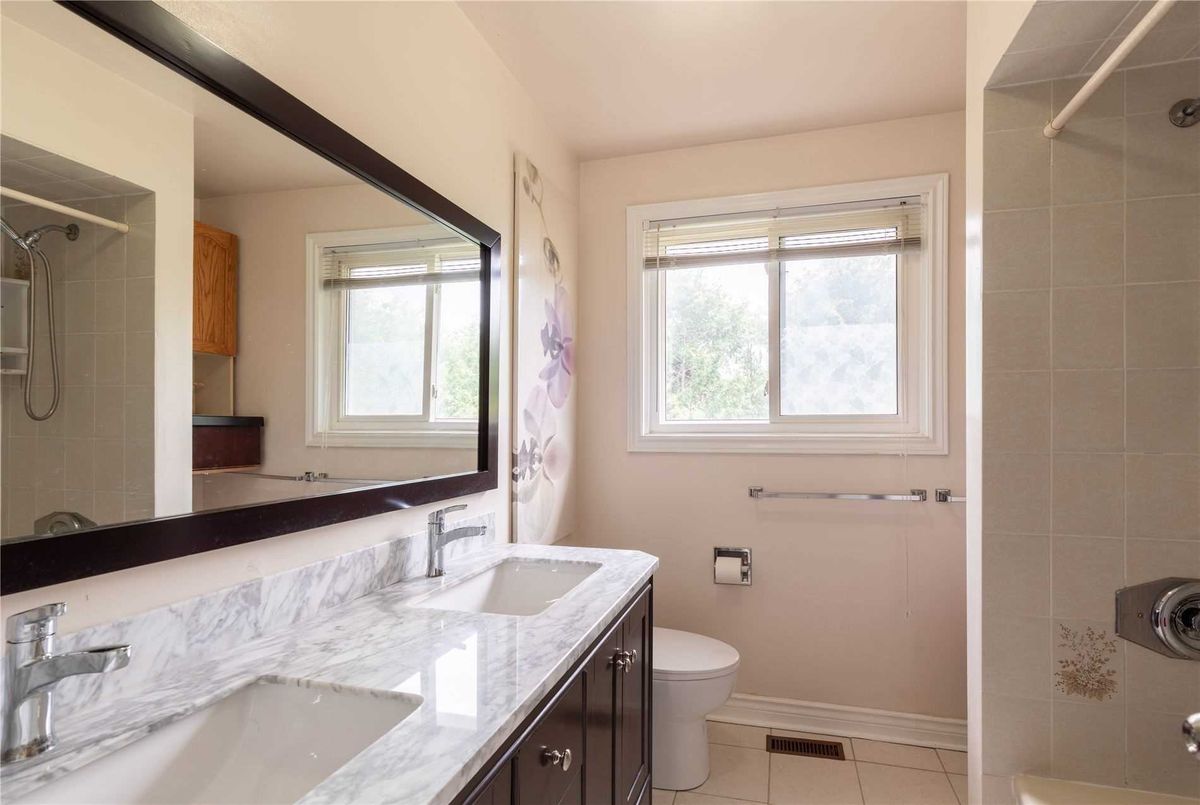 329 Atha Ave 329 Atha Ave Richmond Hill