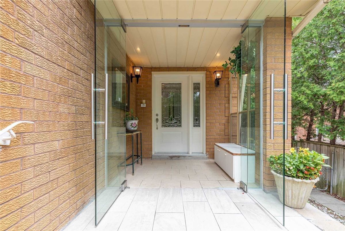 329 Atha Ave 329 Atha Ave Richmond Hill