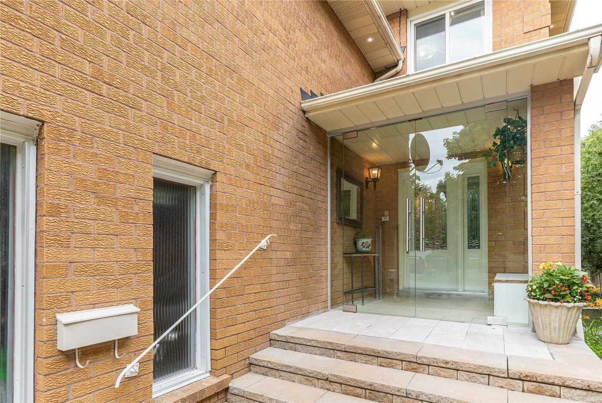 329 Atha Ave 329 Atha Ave Richmond Hill