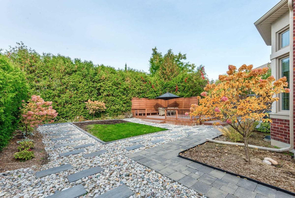 102 Pemberton Rd 102 Pemberton Rd Richmond Hill